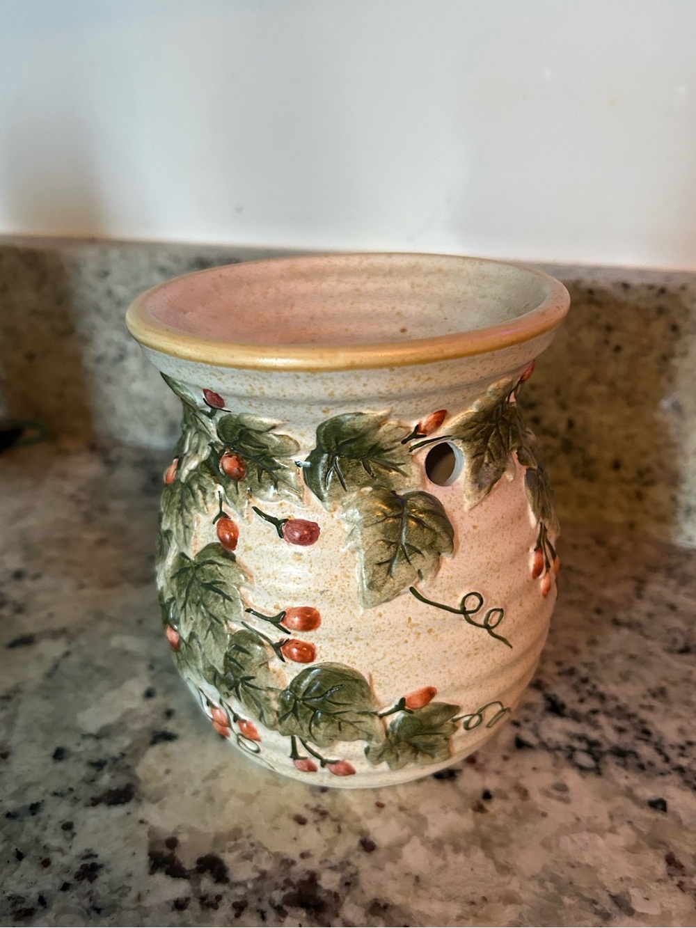 Yankee Candle Company Ceramic Wax Warmer with Green Leaves and Red Berries